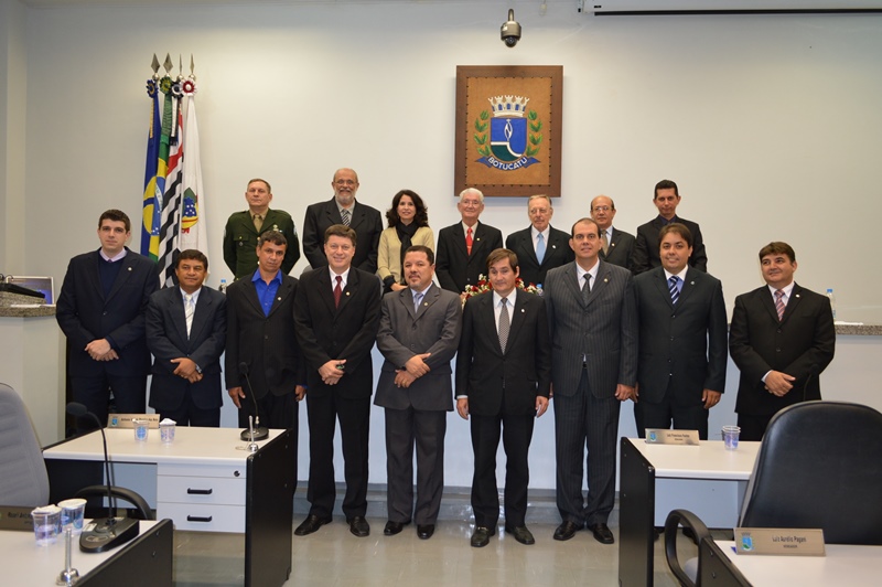 Sessão comemora 159 anos do município de Botucatu